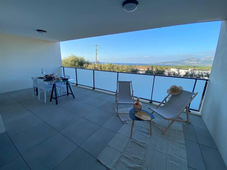 Exceptionnelle Vue Mer Calvi - Piscine - T2 Luaran gambar