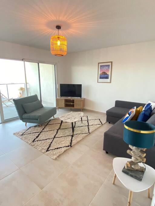 Exceptionnelle Vue Mer Calvi - Piscine - T2 Luaran gambar