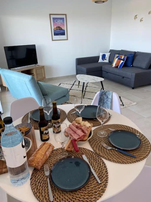 Exceptionnelle Vue Mer Calvi - Piscine - T2 Luaran gambar